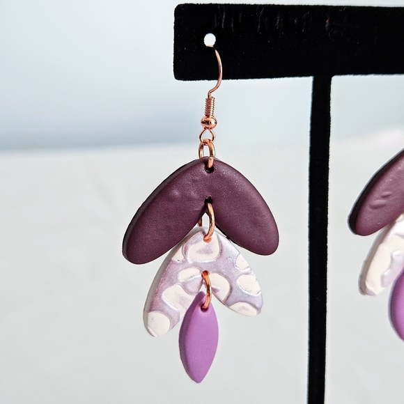 Handmade 3-Tier Iridescent Animal Print Purple/White/Rose Gold Floral Earrings - Picture 2 of 5